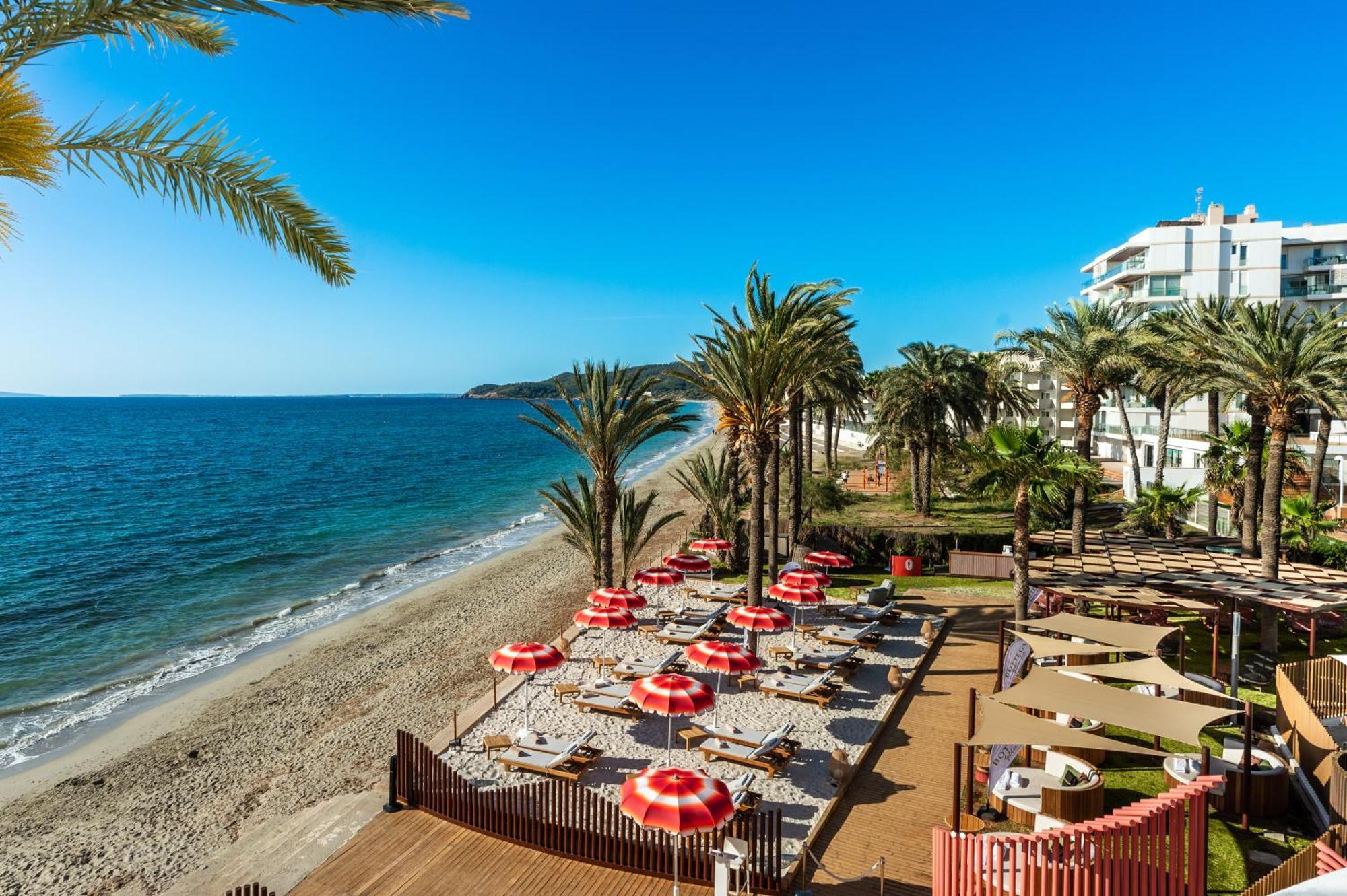 Hotel Vibra Algarb Playa d'en Bossa Esterno foto