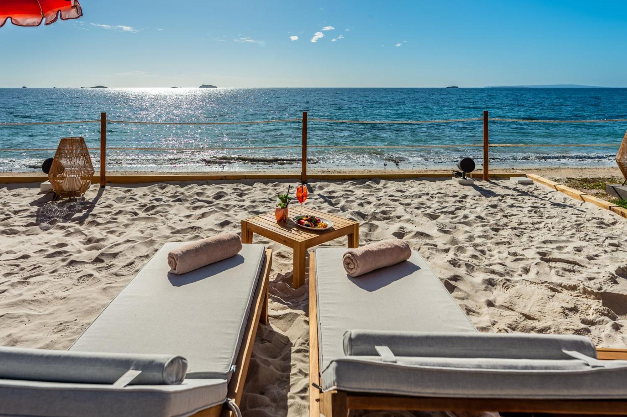 Hotel Vibra Algarb Playa d'en Bossa Esterno foto
